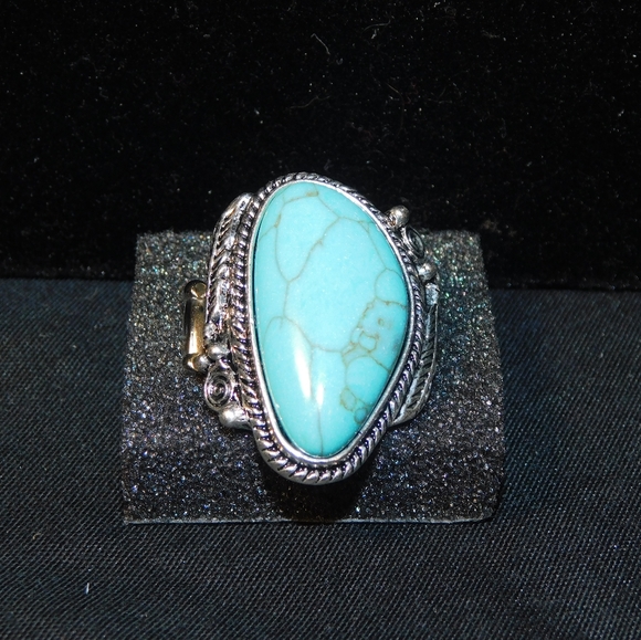 turquoise stretch fashion ring